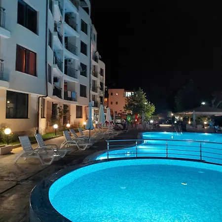 Avalon Lux Apartman